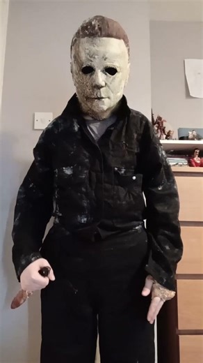 Halloween ends#michaelmyers#halloweenends#horrorcosplay#cosplay#slasher#halloween#fypシ#viralcosplay