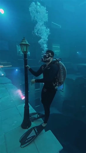 The Deepest Diving Pool in South Korea!