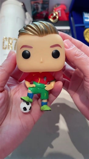Best Cristiano Ronaldo fan gift box for birthday present #ronaldo #cristiano