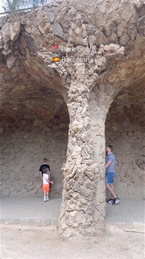 📍 Park Guell, Barcelona 🇪🇸 #barcelona #visitbarcelona #parkgüell #travelwithkids
