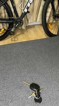 How to change Ford Fiesta key battery the correct way step by step