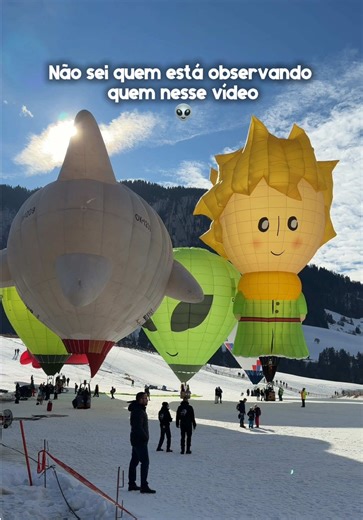 🎈 Festival Internacional de Balões 🇨🇭 Um verdadeiro cenário de inverno… e balões espalhados por todo o céu ✨ Se você ama a Suíça versão “cartão-postal”, esse passeio vale muito a pena. 📍 Château-d’Œx, Pays-d’Enhaut (cantão de Vaud) 📅 24 de janeiro a 1º de fevereiro de 2026 (9 dias de festival) 💰 Valores (entrada do festival) • Sábado e domingo: CHF 10.– (a partir de 16 anos) • Segunda a sexta: gratuito • Pin/broche para os 9 dias: CHF 25.– 🎈 Voos de balão (pra quem quer viver o sonho) • V