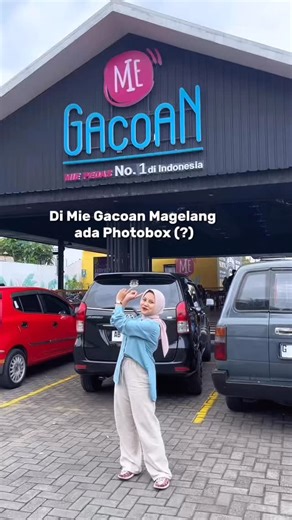 PHOTOBOOTH MAGELANG - JOGJA - TEMANGGUNG on Instagram: "PHOTOBOX DI MIE GACOAN MAGELANG!!! Kapan lagi bisa photobox gratis di Mie Gacoan Magelang 😍😍 Buruan Cobain !! #Fotofotomu #FotofotomuMieGacoanMagelang #PhotoboxMieGacoanMagelang #PhotoboxGacoanMgl#"