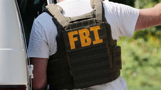 Alerta del FBI en Miami: así operan estafadores que fingen ser agentes