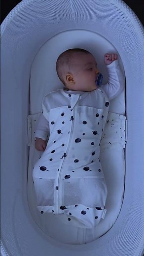 Baby Sleeping in SNOO Smart Sleeper