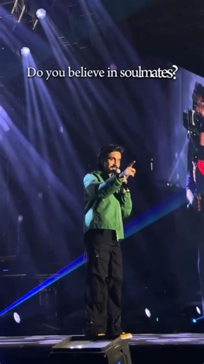 Do You Believe In Soulmate With Subtitles Aditya Gadhvi Live Concert #adityagadhvi #lovesong #love