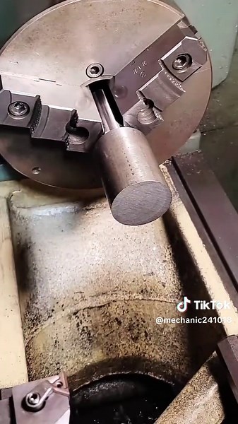 Precision Knife Cutting in Engineering Workshops