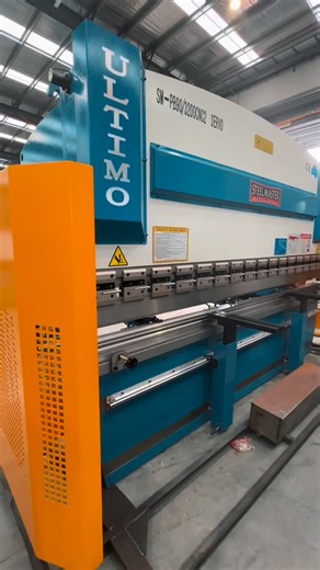 How to achieve high-precision sheet metal bending? 🛠️ The Steelmaster Hydraulic Ultimo CNC Programmable Pressbrake is the solution for fabricators requiring accuracy, speed, and repeatability. Built for heavy-duty Australian workshops, the Ultimo series features advanced CNC control systems that automate complex bending sequences. Whether you are working with stainless steel, aluminum, or mild steel, these machines minimize material waste and reduce setup times through intuitive graphical progr