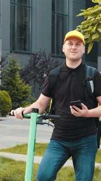 DELIVERY ROBOT Vs 200-Ton TRAIN! 😱 #DeliveryRobotCrash #RobotHitByTrain #SmartTechFails #robotics