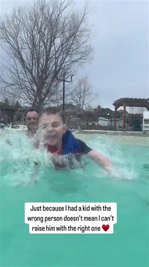 greybrucemama (@greybrucemama)’s videos with Time Flies Love Grows (2) - Dani Crone