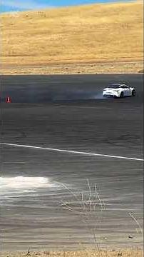 Driverless doughnuts and drifting 🏎️⁠