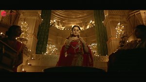 【印度电影歌舞曲】Vijayi Bhava - Video Song_Manikarnika 2019 Hindi Movie