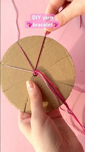 Easy way to make a yarn bracelet💞
