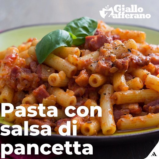PASTA CON SALSA ALLA PANCETTA AFFUMICATA 😋 Facile, veloce e super saporita: questo piatto ti svolterà la giornata! QUI LA RICETTA: https://ricette.giallozafferano.it/Pasta-con-salsa-alla-pancetta-affumicata.html | Giallozafferano