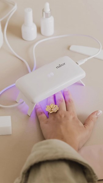 Chevk out our gel nail stickers 💕 #CapCut #gelnagelstickers #gellak #nailart #fyp #manicure #rubor