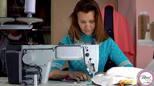 😎En este video, exploraremos la evolución de la máquina de coser a lo largo de la historia. Desde las primeras máquinas de coser manuales hasta las modernas máquinas de coser computarizadas, descubrirás cómo este invento revolucionó la industria de la confección y facilitó la vida de millones de personas. Acompáñanos en este viaje a través del tiempo y descubre la fascinante evolución de la máquina de coser. 🤓¿Tienes alguna máquina antigua o tal vez una computarizada? ¿Qué tal ha sido tu exper