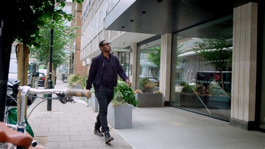 Blackface used music and comedy as a delivery system for racist tropes and became the most popular form of entertainment in the Victorian era. David Harewood looks into the origins of minstrelsy, how it shaped ideas of blackness in popular culture, and why it continues to appear today: https://bit.ly/4czBMX1 | BBC Select