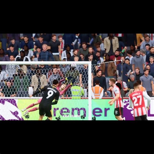 ZLATAN IBRAHIMOVIĆ THUNDERBOLT 😱🔥 Top Corner Rocket!