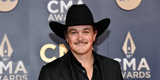 Zach Top offering $25 tickets ahead of Knoxville concert