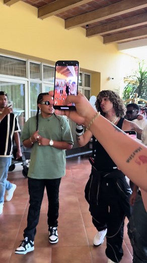 Llegada de Jon Z a Honduras con Davis Flow