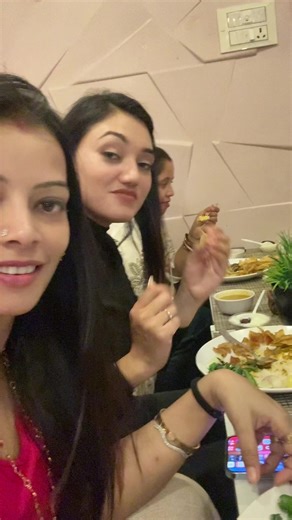 Captivating Beauty: Celebrating Stunning Women