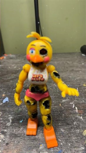 Withered Toy Chica custom Fnaf figure