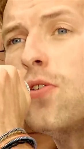 43K views · 3.2K reactions | You know I love you so  . #coldplay #coldplayfans #chrismartinfans4ever #chrismartin #chrismartinfans #love #coldplayedit #musicofthespheresworldtour #yellow #chrismartincoldplay #coldplayconcert | Fans Chris Martin | Facebook