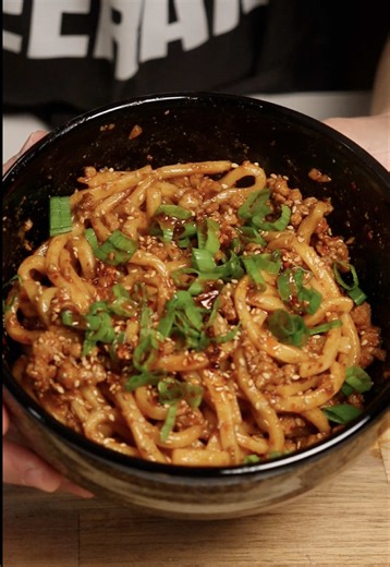 Delicious Spicy Garlic Noodles Recipe