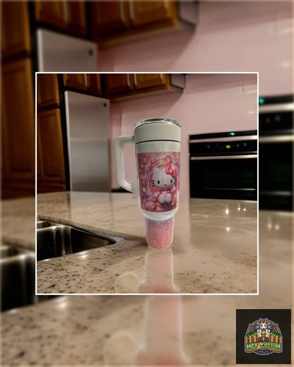 Hello Kitty Insulated Tumbler: Large Holographic Cup
