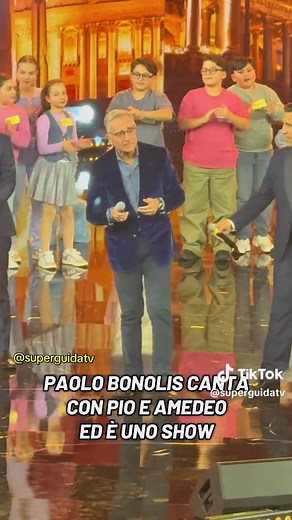 Paolo Bonolis con Pio e Amedeo: 'Tanto pe' canta'