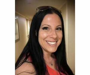 Amanda Hinton Obituary (2025) - Akron, OH - Billow's Funeral Homes & Crematory - Fairlawn Chapel