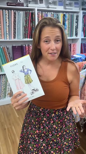 Fiore Skirt view A by @closetcorepatterns used in Sewing 101 #comesewwithus #charlestonsews #fioreskirt #closetcorefiore | Five Eighth Seams