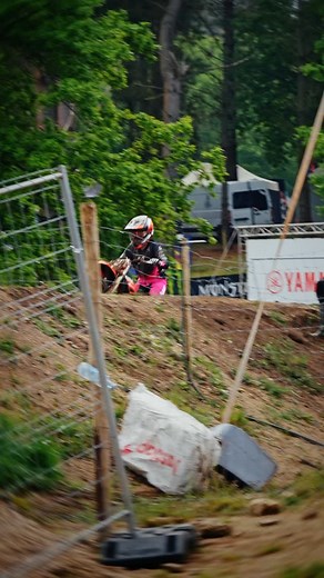 @lucybarker310 multi-tasking at its finest in Lugo 😎. Launch a table, rip a tear off, drop a gear, back to attack mode ✊🏼 | EMEKS