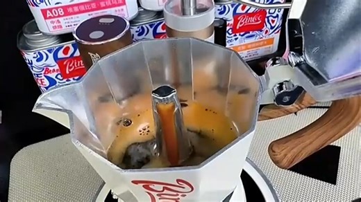 摩卡壶Moka Express 3分钟煮出香浓美式，家用便携提神利器，无需咖啡机也能享专业级风味，通勤党早餐新宠！