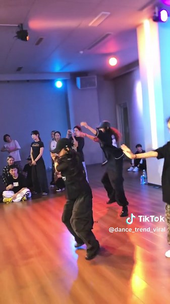 DOUYIN ID: H336721265 #flyanaboss #candyman #dance #douyin #tiktok #trending #viralvideo #viraltiktok #xuhuong #challenge #learnontiktok