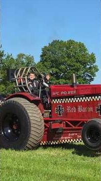 Haßmoor 2026 Red Baron IHC Power 🔥🚜 #TractorPull Haßmoor 2026 Diesel scent, pressure on the track