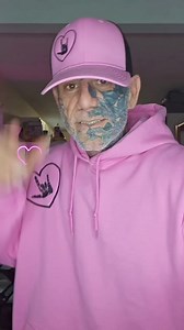 "Sacrifice" Elton John PSE Sign 🤟🤟🤟🤟 #tattooedsignlanguageguy #uniquesigner | Scott Berends