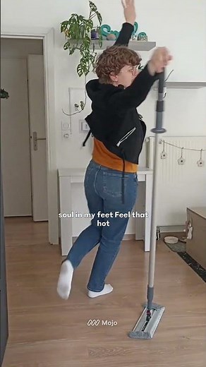 Enfin seule à la maison pour faire mon ménage avec mon super balai d'H2O at home !