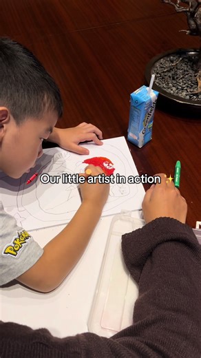 🌈 Jericho in action! unstoppable creativity! 🎨🖍️ #artteacher #teachersoftiktok #art #artwork #artcourse