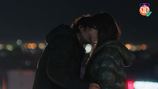 DOCTOR MILAGRO | Alí besa a Nazli