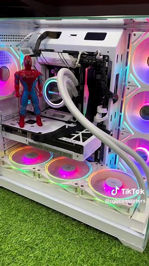 Ryzen 9 9900X & RTX 5060: The Ultimate White PC Build