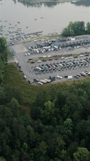 4.8K views · 63 reactions | Stop #5 on the Bassmaster Elite Series is underway on Alabama’s Lay lake! #bassfishing #fishing #alabama | Strike King Lure Company | Facebook