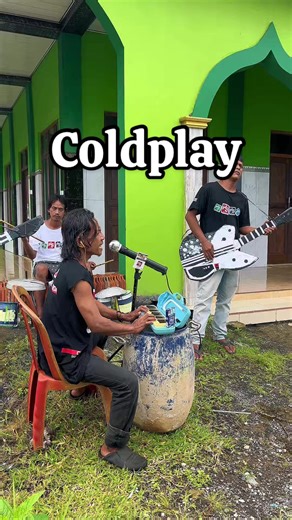 Parody of Coldplay's 'Everglow'