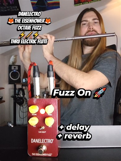 🔥This pedal is awesome on my flute. It delivers a nice nasal tone and is an absolute blast for heavy riffs. My new favourite?!? 🤔What do you think? Thank you @danelectro_official for sending me this pedal! 🙏 🖖🤘✌️ 👉If you want to learn how to electrify your instrument comment 'pedal' and let me help you! 💬Comment