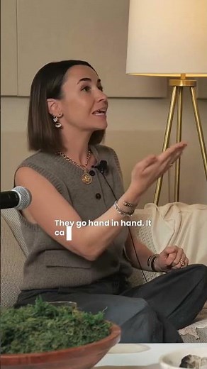 A CBT Therapist Explains The Mind-Body Benefits Of Somatic Movement | The Class