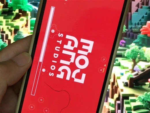 用手机也可以玩《我的世界》啦