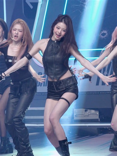 장원영 비주얼로 다이브 심장을 BANG💥