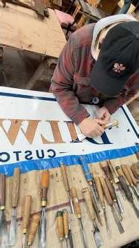 Carving letters on the wooden sign #woodcarving #signcarving #diy ￼