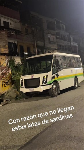 #aperosueñito #alimentadormedellin #culturametrodemedelin🇨🇴 #metrodemedellin #durmiendoeneltrabajo