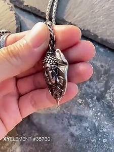 Buddha Śākyamuni Bodhi Leaf Stainless Steel Necklace (35730)